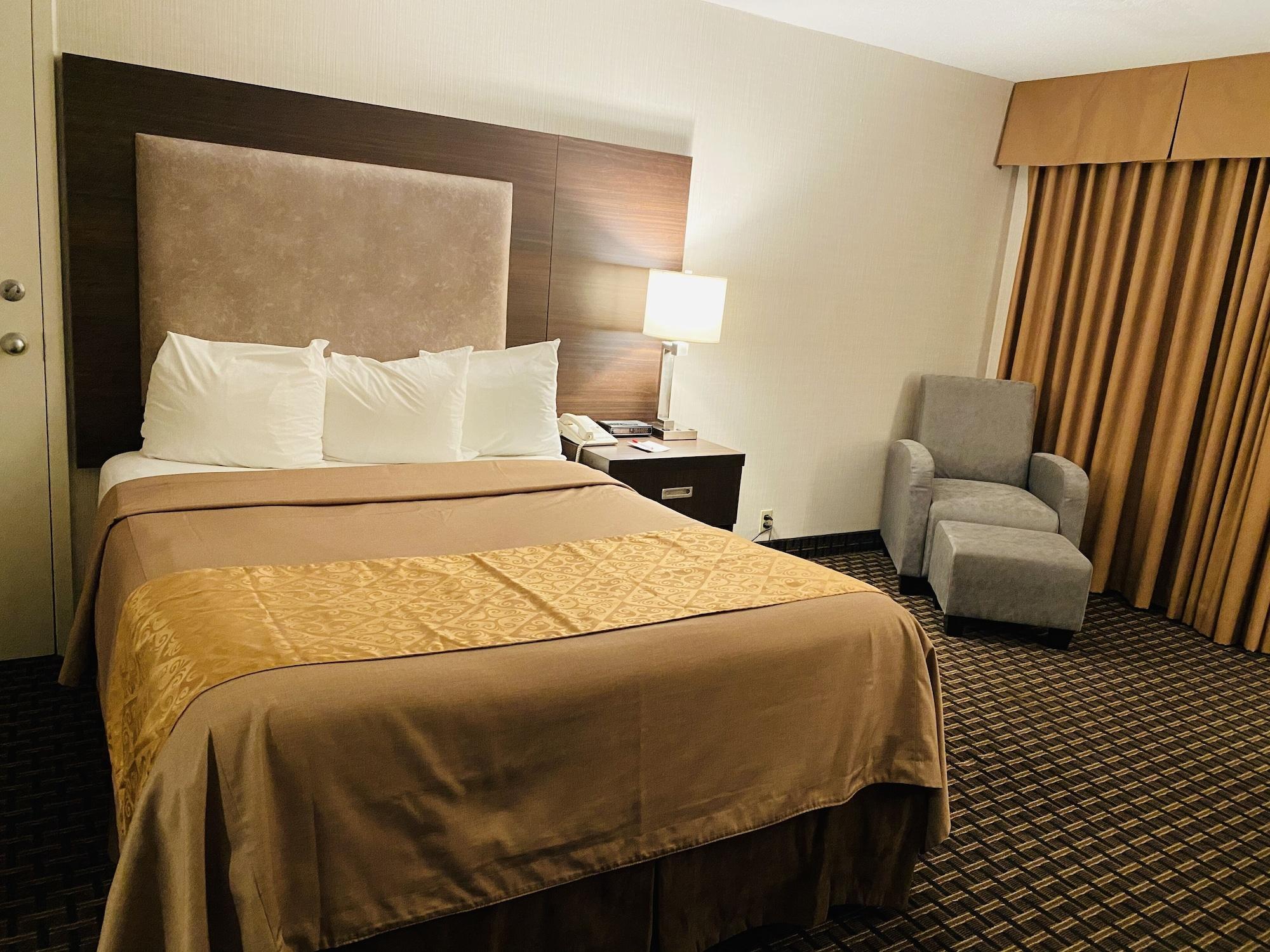Ramada By Wyndham Belleville Harbourview Conference Center Kültér fotó
