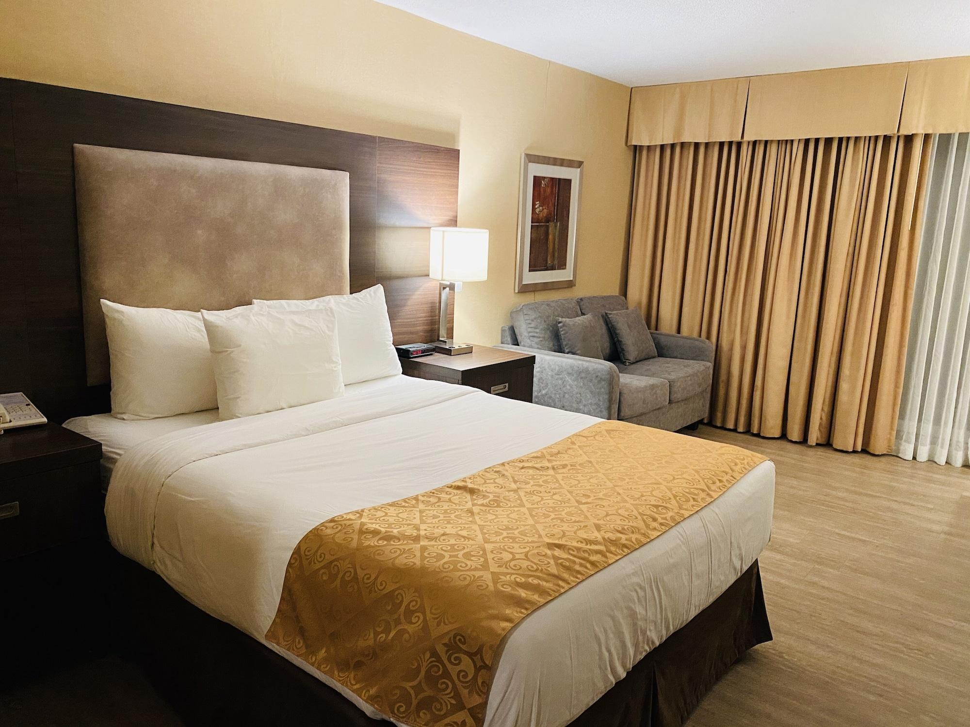 Ramada By Wyndham Belleville Harbourview Conference Center Kültér fotó