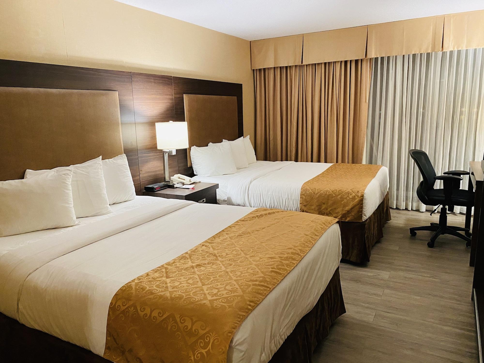 Ramada By Wyndham Belleville Harbourview Conference Center Kültér fotó